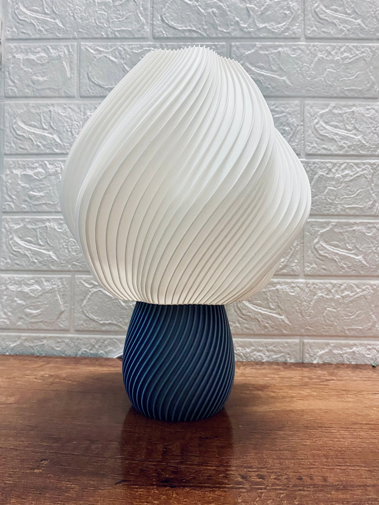 Lampe décorative - style torsadé