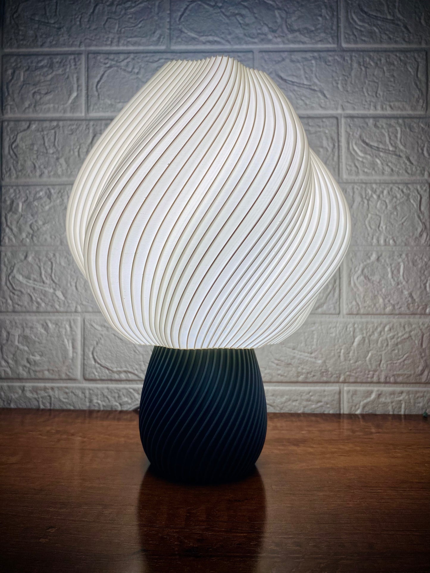 Lampe décorative - style torsadé