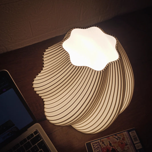 Twisted lamp